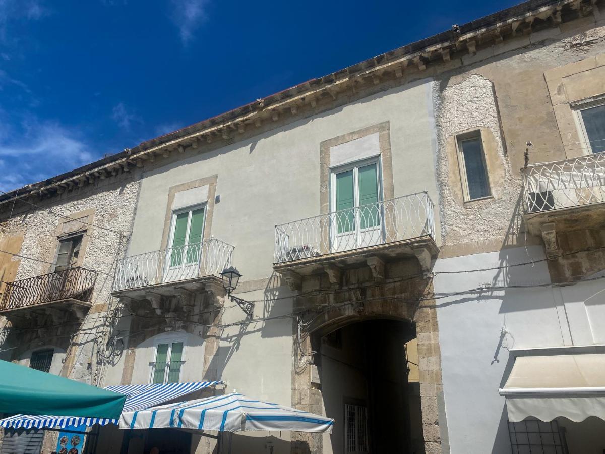 Arco Del Mercato Suite Syracuse Bagian luar foto